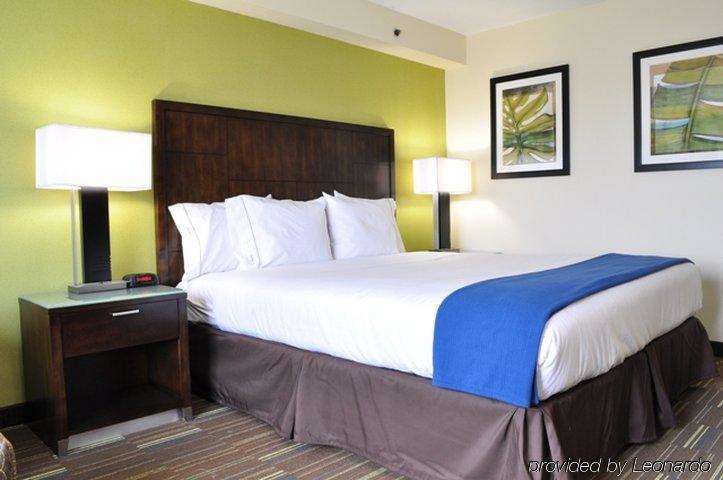 Holiday Inn Express San Diego South - National City By Ihg Номер фото