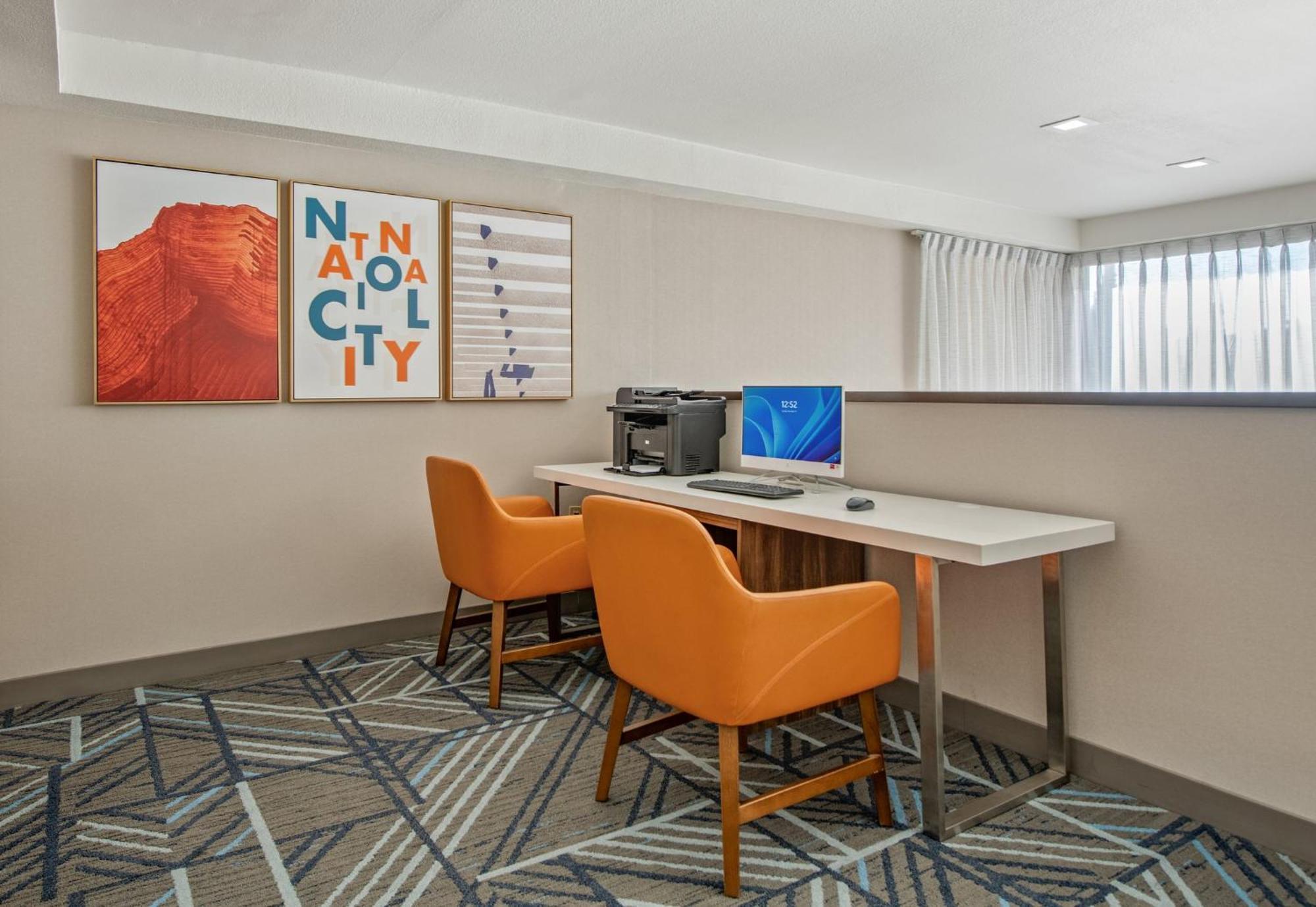 Holiday Inn Express San Diego South - National City By Ihg Экстерьер фото