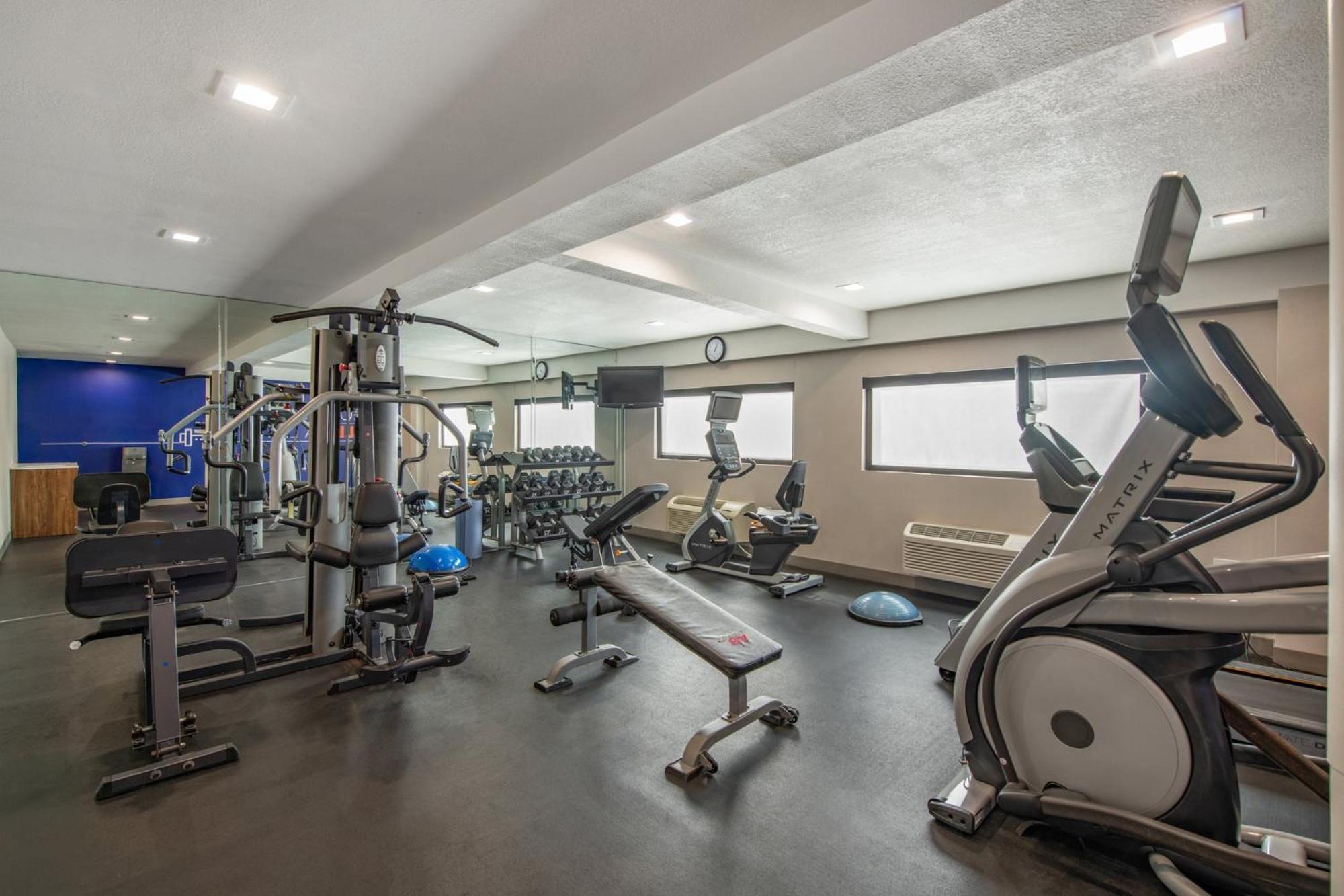 Holiday Inn Express San Diego South - National City By Ihg Экстерьер фото